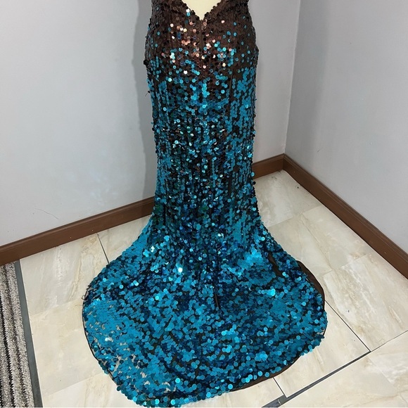 Jovani turquoise beaded halter sequin prom dress Y2K evening gown pageant dress - Picture 10 of 17